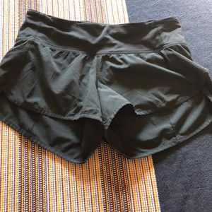 lululemon athletica Shorts - Lululemon lululemon athletica Shorts - Lululemon